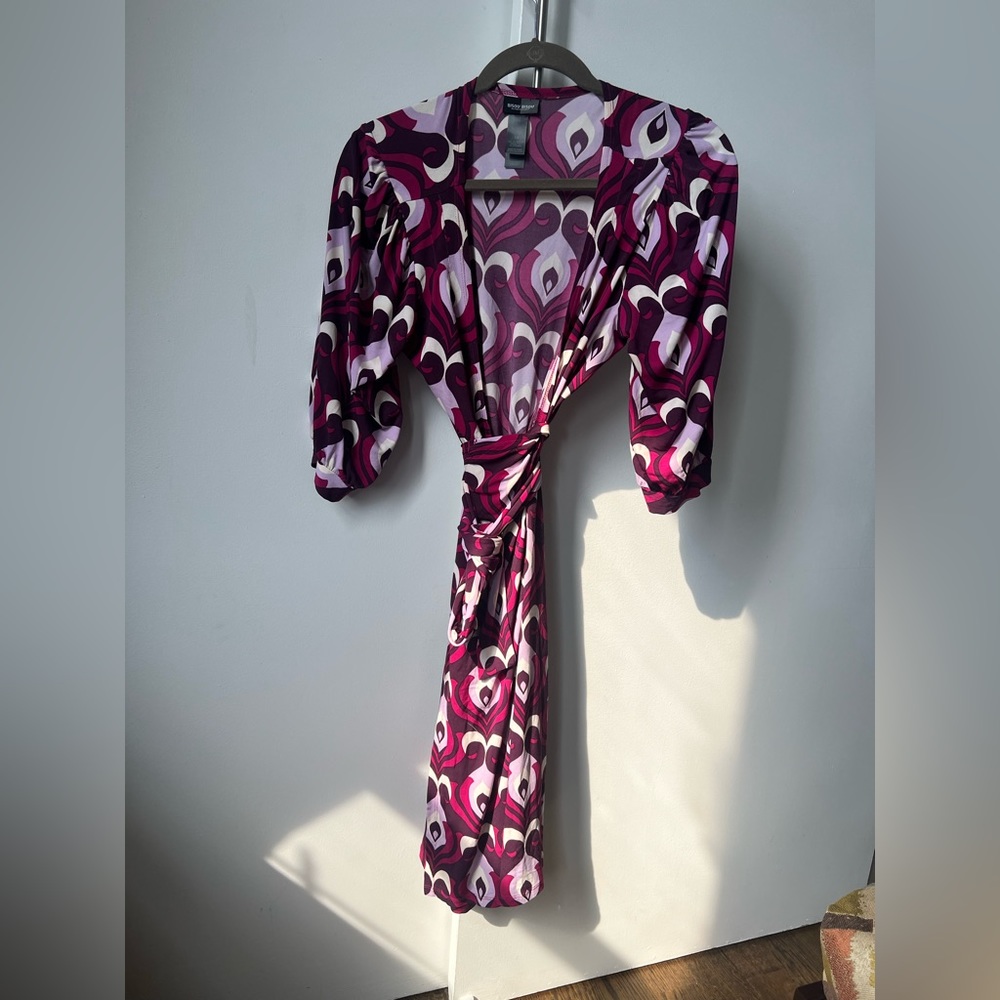 Bisou Bisou colorful wrap dress. Size 10.